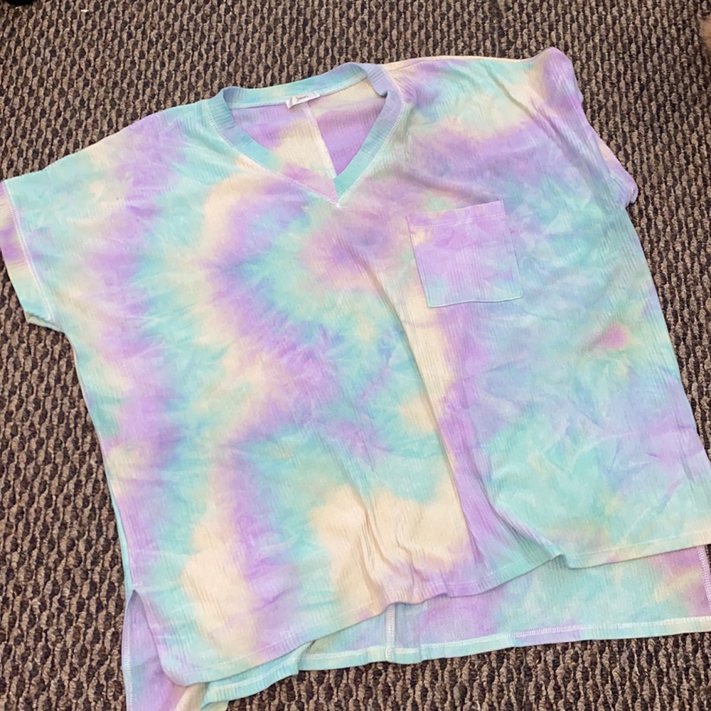 Oversized women’s tee
